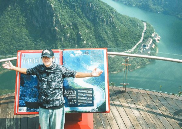 新富策略 歌手孙楠到宝泉体验太行山水化身新乡文旅“推荐官”